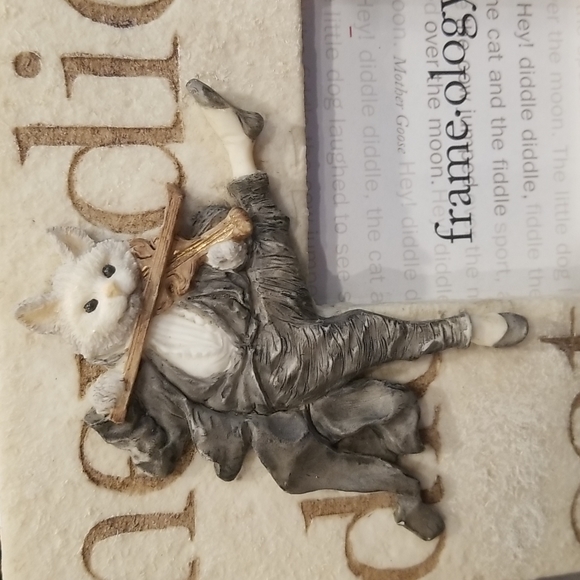 Frame•ology "Cat & The Fiddle" frame - Picture 3 of 17